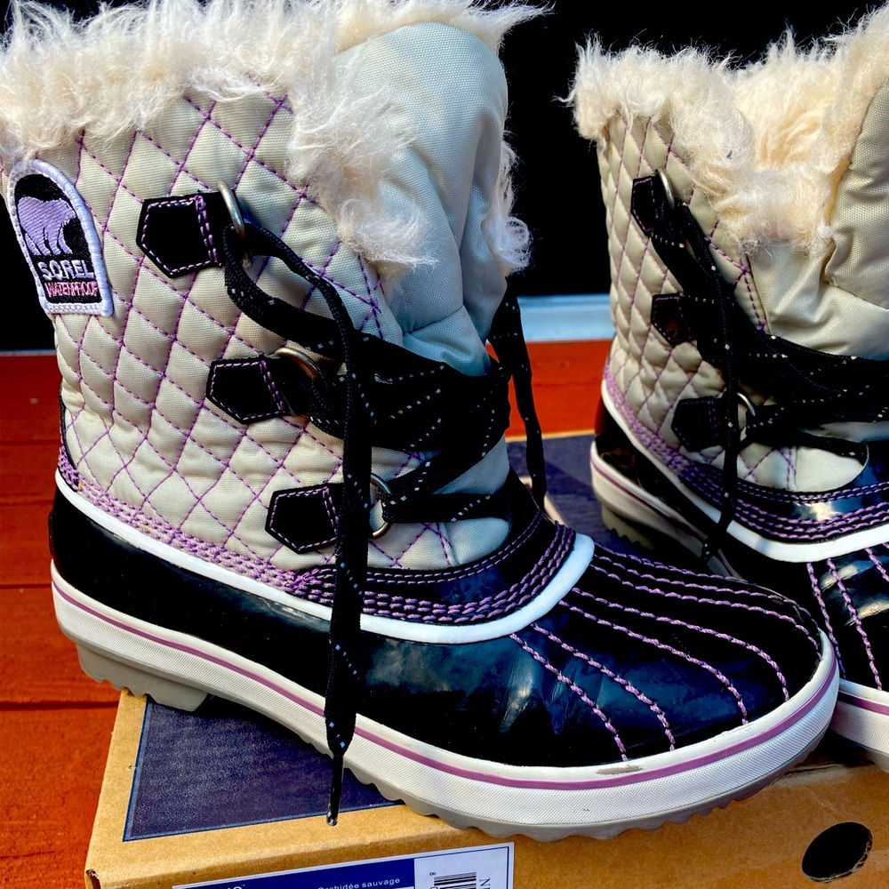 SOREL “Torino” size 9 (Oyster, Wild Orchid)